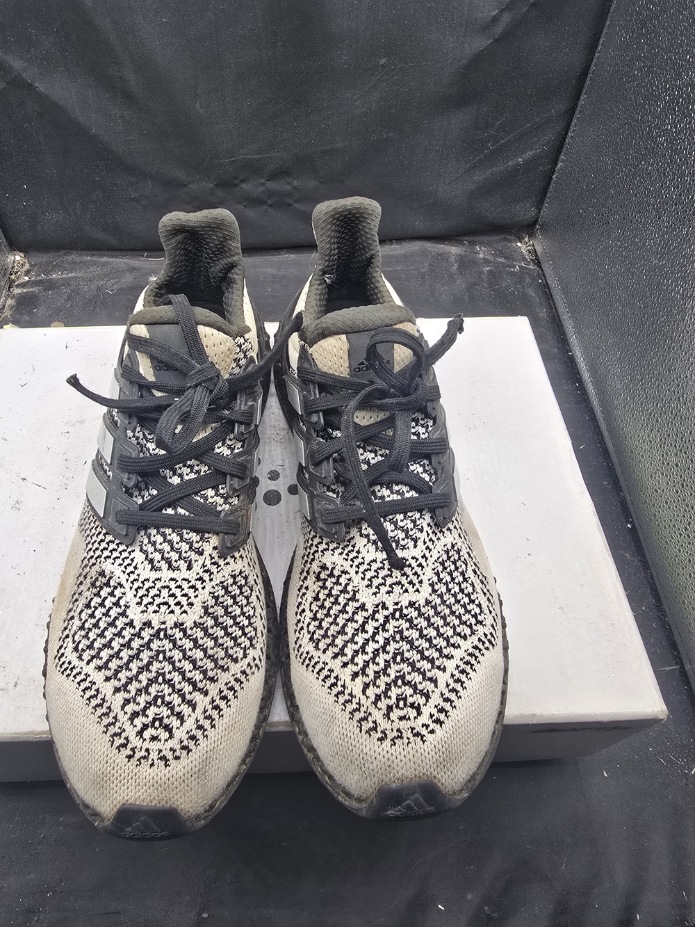 adidas‎ Men’s Knit Sneakers in Beige and Black